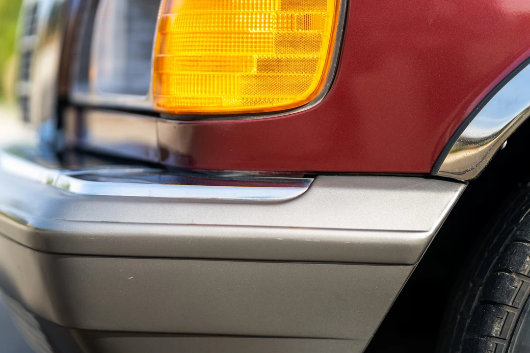 1985 Mercedes-Benz W126 S-Class Sedan - Image 29 of 31