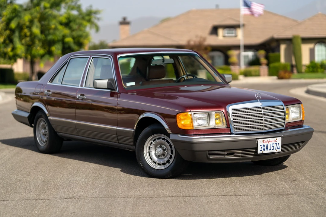 1985 Mercedes-Benz W126 S-Class Sedan - Image 3 of 31