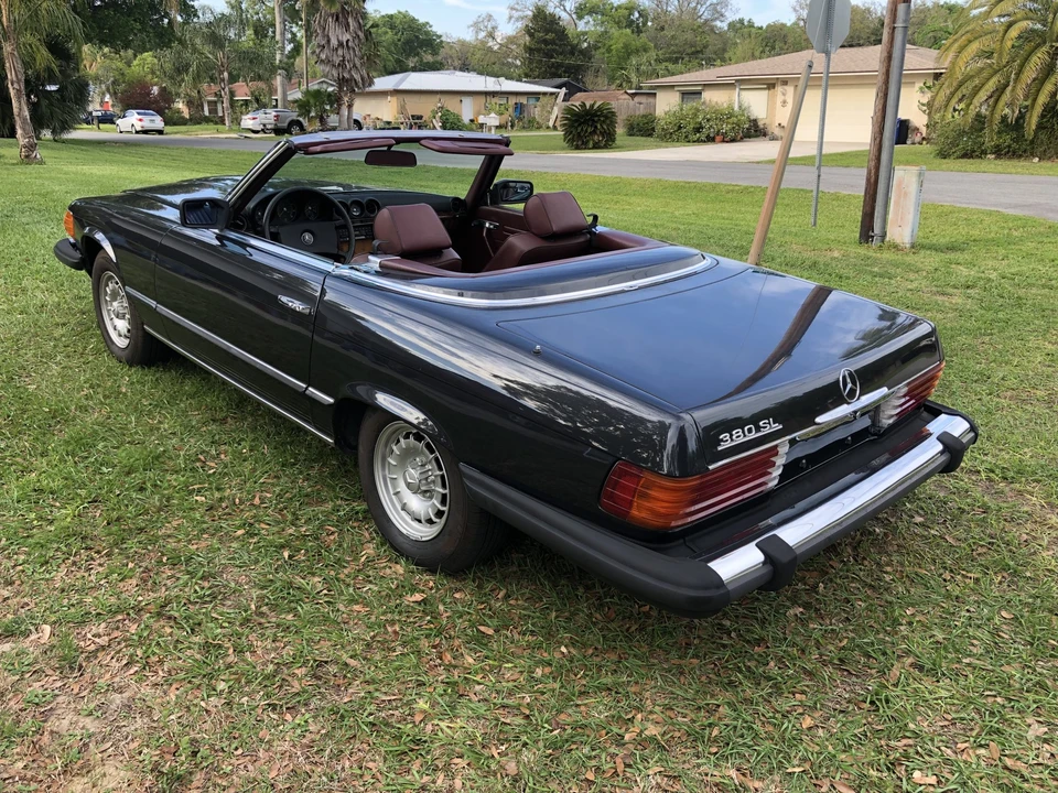 1985 Mercedes-Benz R107 SL-Class - Image 18 of 31