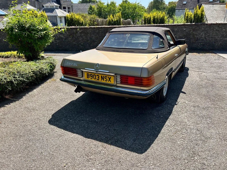 1985 Mercedes-Benz R107 SL-Class - Image 16 of 30