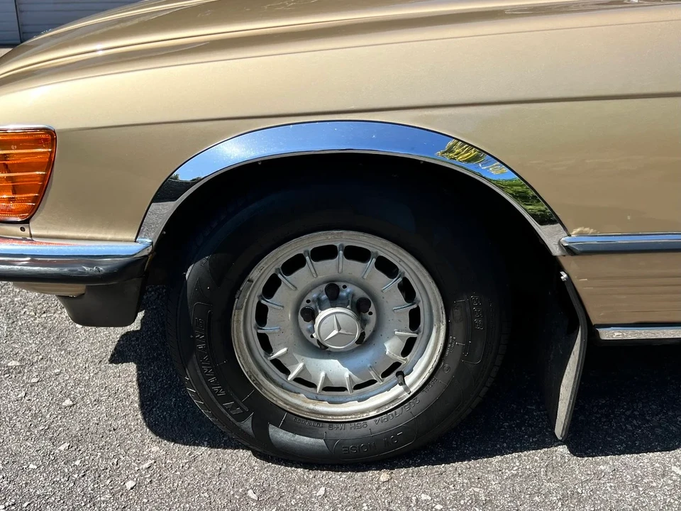 1985 Mercedes-Benz R107 SL-Class - Image 19 of 30