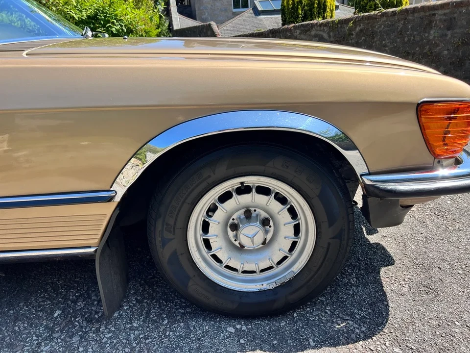 1985 Mercedes-Benz R107 SL-Class - Image 20 of 30