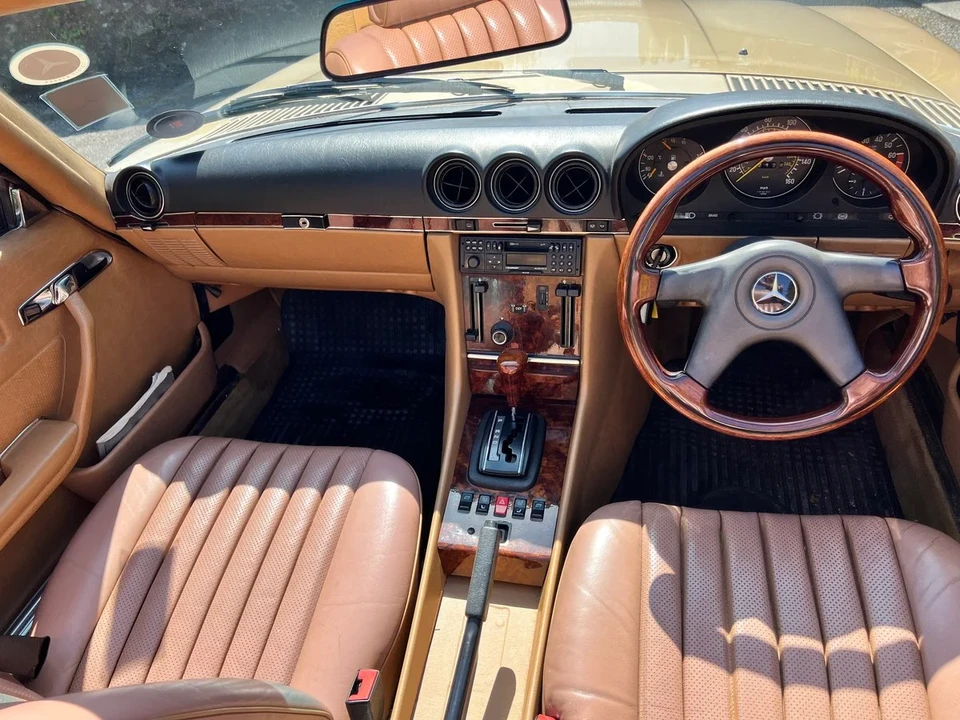 1985 Mercedes-Benz R107 SL-Class - Image 22 of 30