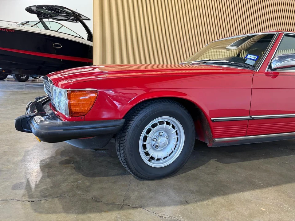 1985 Mercedes-Benz R107 SL-Class - Image 3 of 31