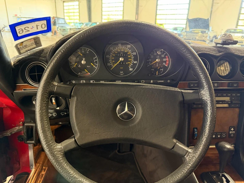 1985 Mercedes-Benz R107 SL-Class - Image 25 of 31