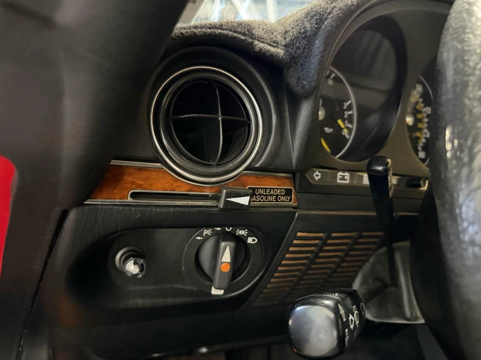 1985 Mercedes-Benz R107 SL-Class - Image 27 of 31