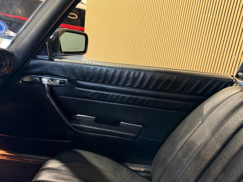 1985 Mercedes-Benz R107 SL-Class - Image 30 of 31