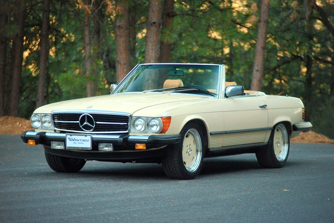 1985 Mercedes-Benz R107 SL-Class - Image 2 of 31