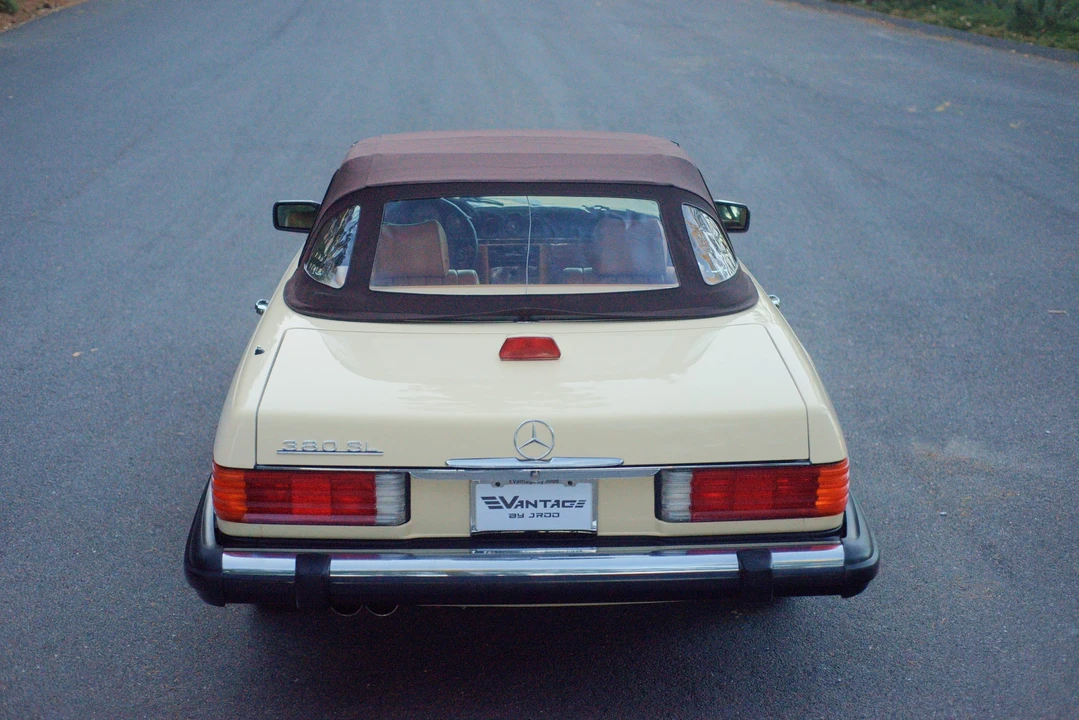 1985 Mercedes-Benz R107 SL-Class - Image 13 of 31