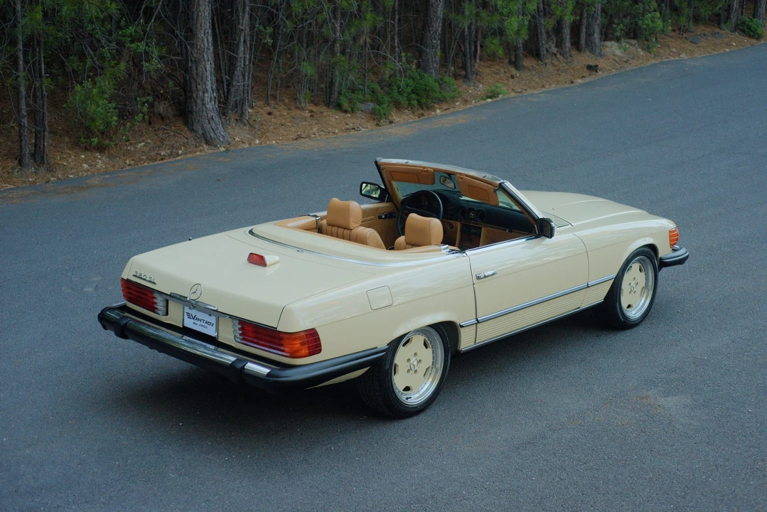 1985 Mercedes-Benz R107 SL-Class - Image 17 of 31
