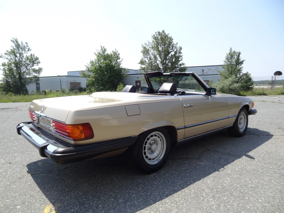 1985 Mercedes-Benz R107 SL-Class - Image 21 of 31