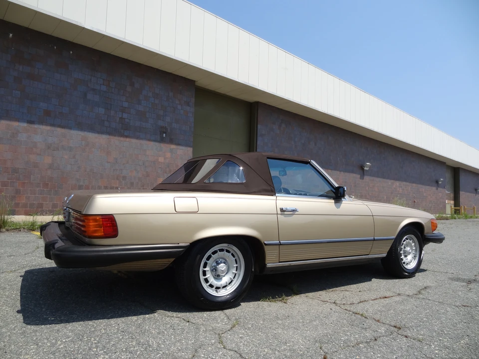 1985 Mercedes-Benz R107 SL-Class - Image 24 of 31