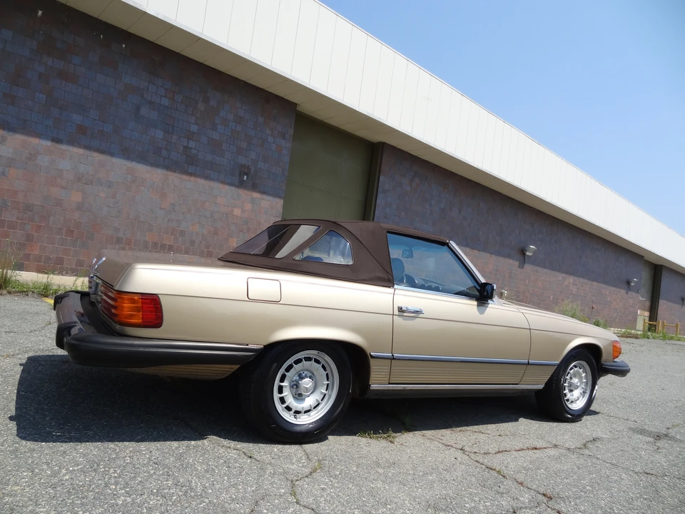1985 Mercedes-Benz R107 SL-Class - Image 25 of 31