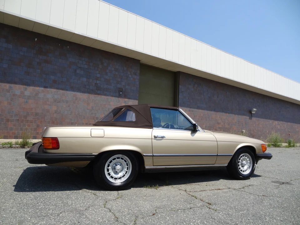 1985 Mercedes-Benz R107 SL-Class - Image 26 of 31