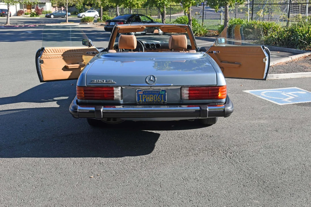 1985 Mercedes-Benz R107 SL-Class - Image 26 of 31