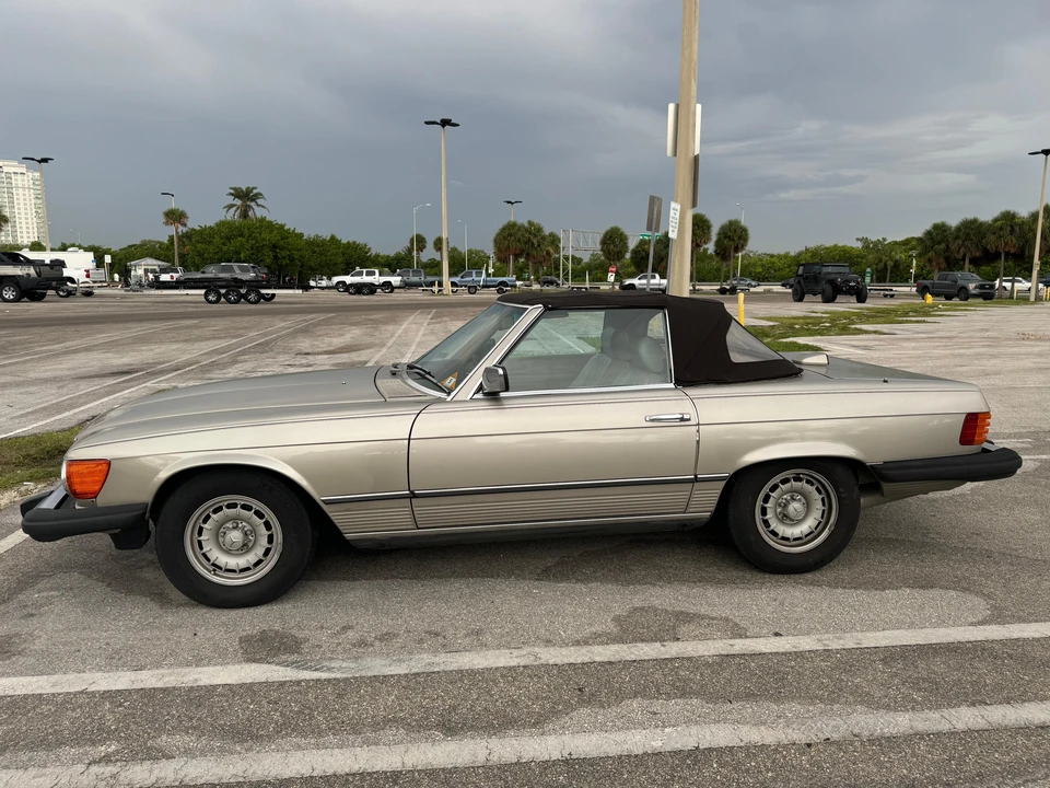 1985 Mercedes-Benz R107 SL-Class - Image 22 of 31