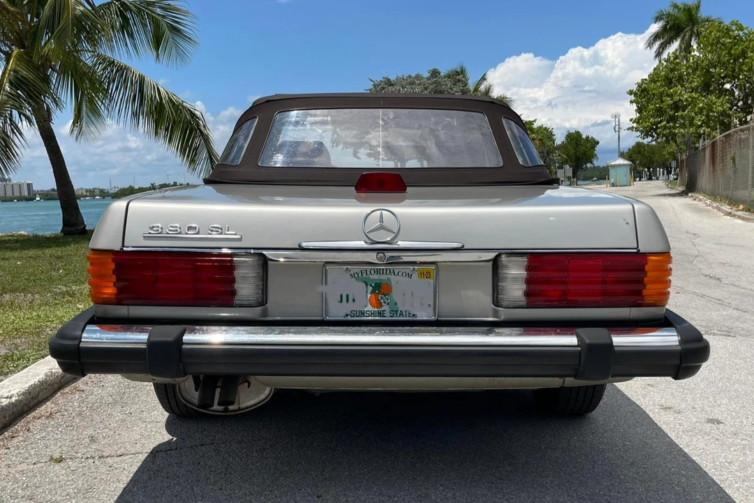 1985 Mercedes-Benz R107 SL-Class - Image 5 of 31