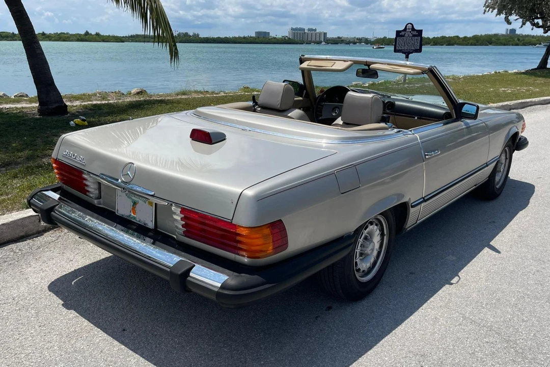1985 Mercedes-Benz R107 SL-Class - Image 4 of 31