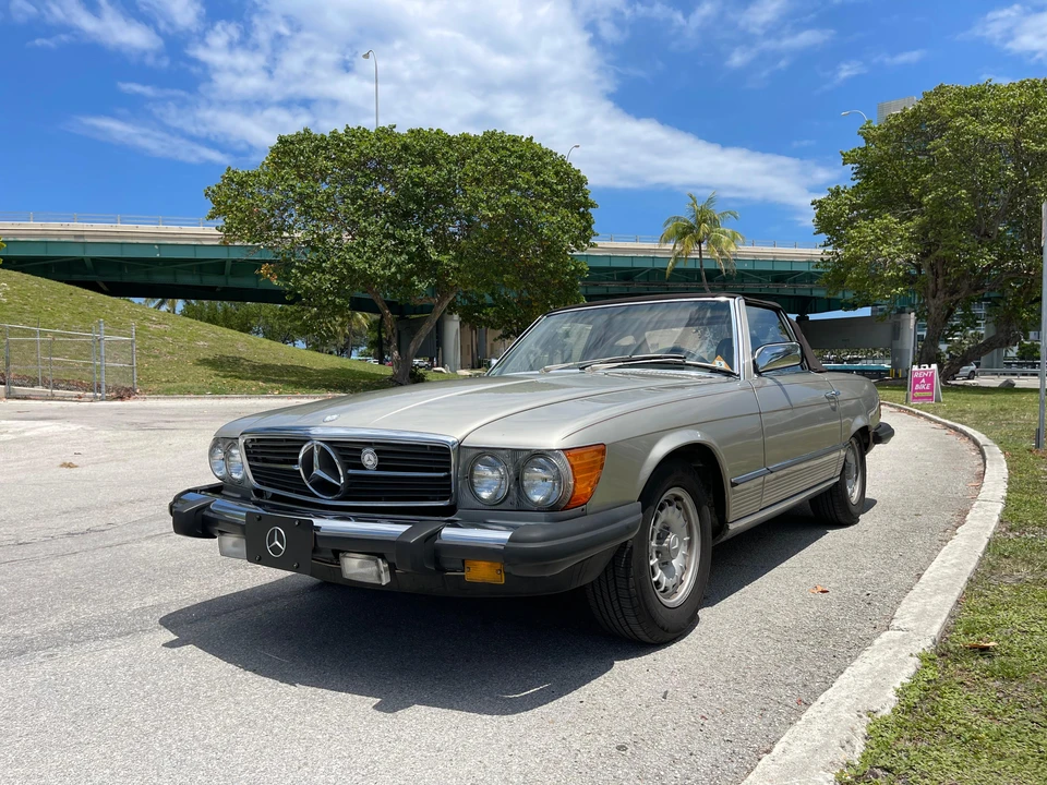 1985 Mercedes-Benz R107 SL-Class - Image 8 of 31