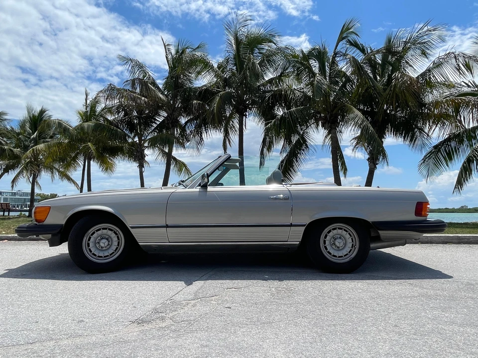 1985 Mercedes-Benz R107 SL-Class - Image 10 of 31