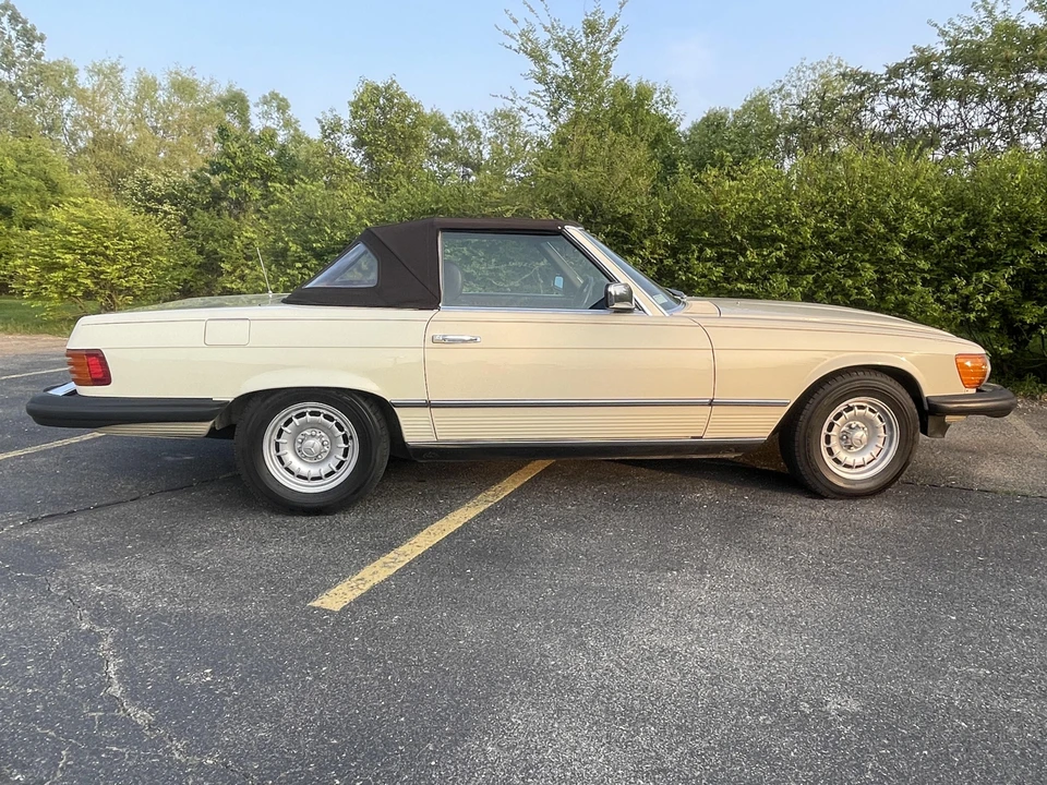 1985 Mercedes-Benz R107 SL-Class - Image 22 of 23