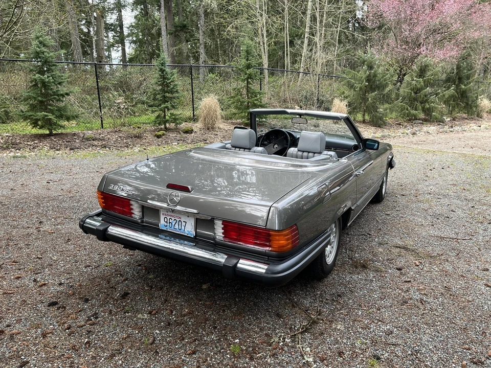 1985 Mercedes-Benz R107 SL-Class - Image 16 of 31