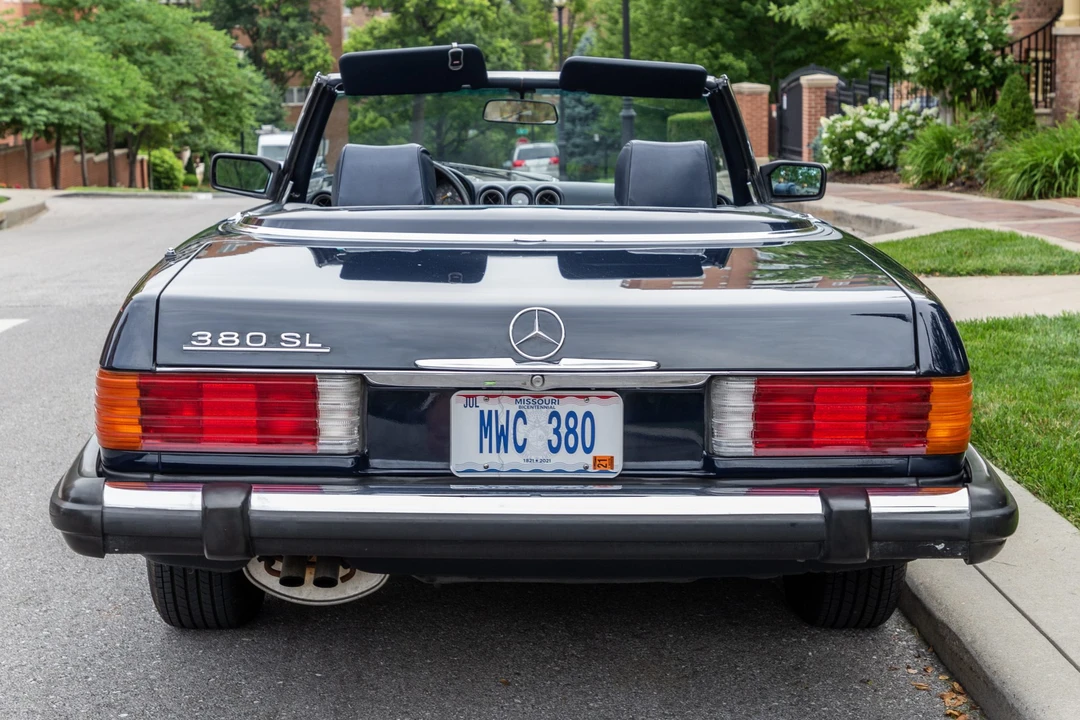 1985 Mercedes-Benz R107 SL-Class - Image 7 of 31