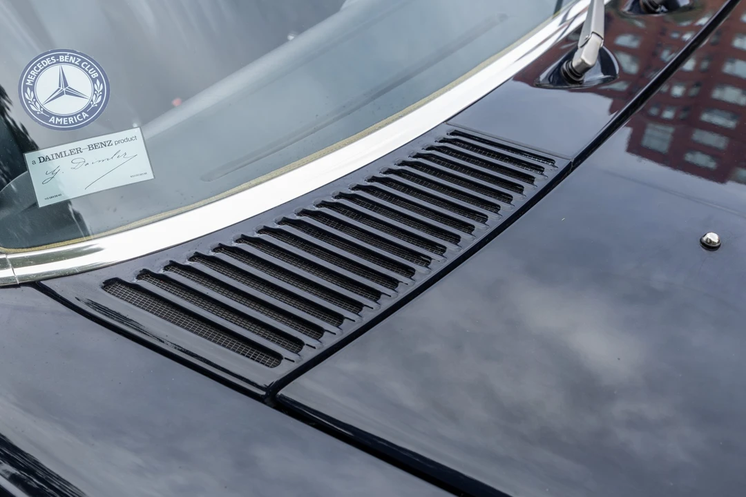1985 Mercedes-Benz R107 SL-Class - Image 28 of 31