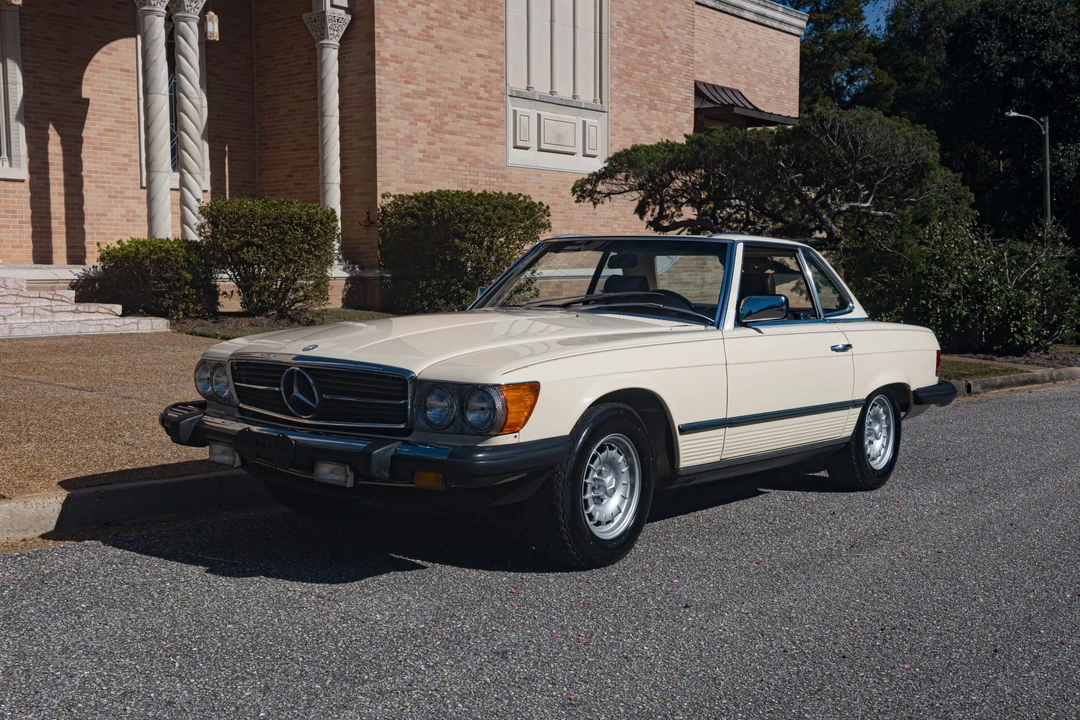 1985 Mercedes-Benz R107 SL-Class - Image 2 of 31