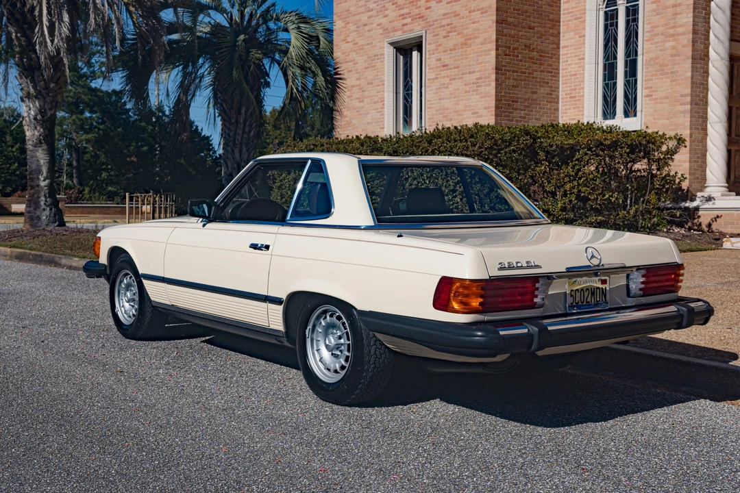 1985 Mercedes-Benz R107 SL-Class - Image 4 of 31
