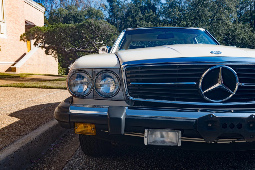 1985 Mercedes-Benz R107 SL-Class - Image 14 of 31