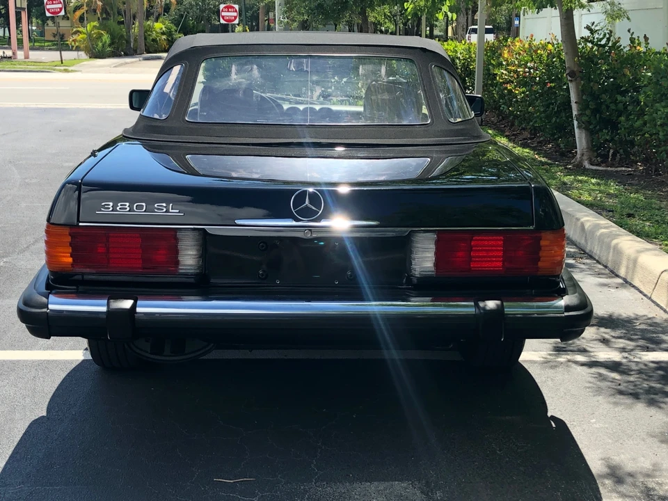 1985 Mercedes-Benz R107 SL-Class - Image 31 of 31