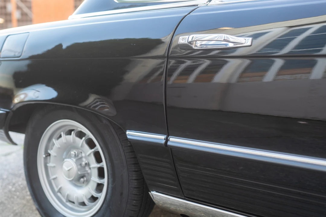 1985 Mercedes-Benz R107 SL-Class - Image 18 of 31