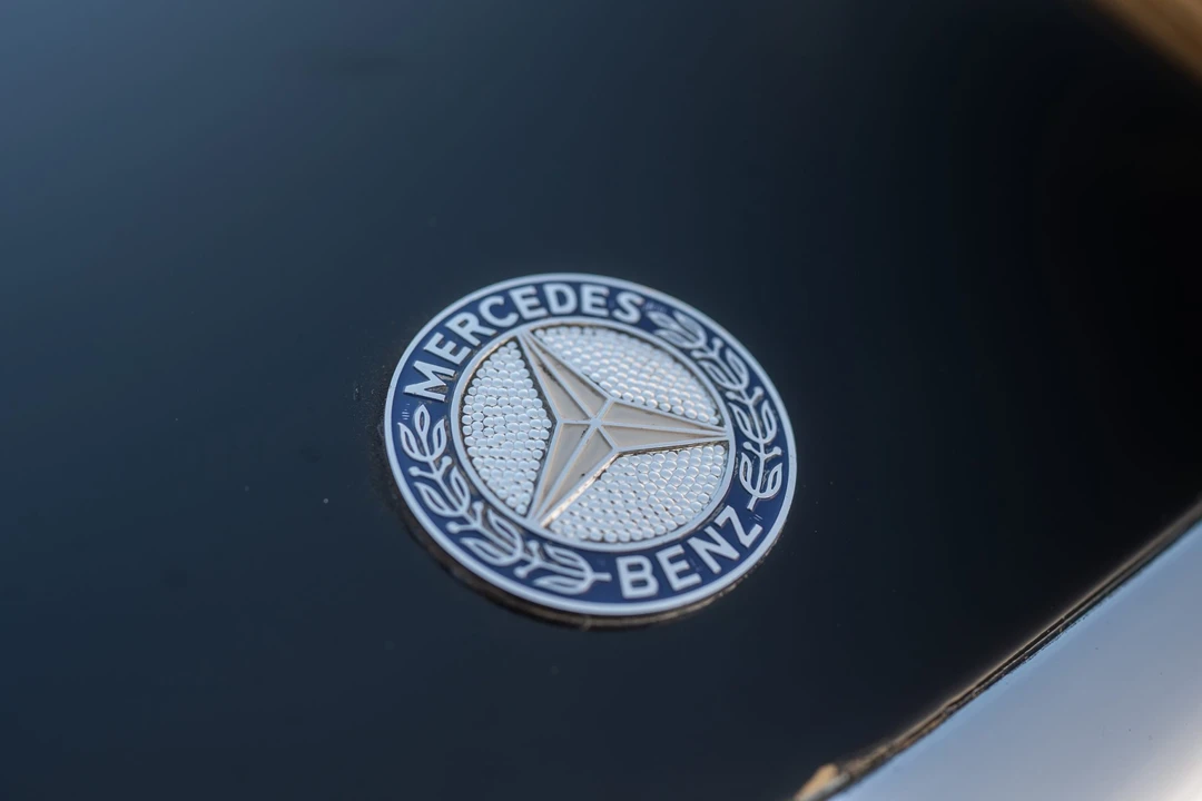 1985 Mercedes-Benz R107 SL-Class - Image 24 of 31