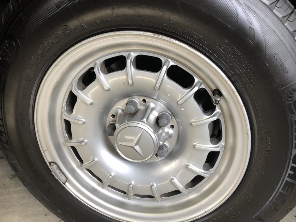 1985 Mercedes-Benz R107 SL-Class - Image 26 of 31