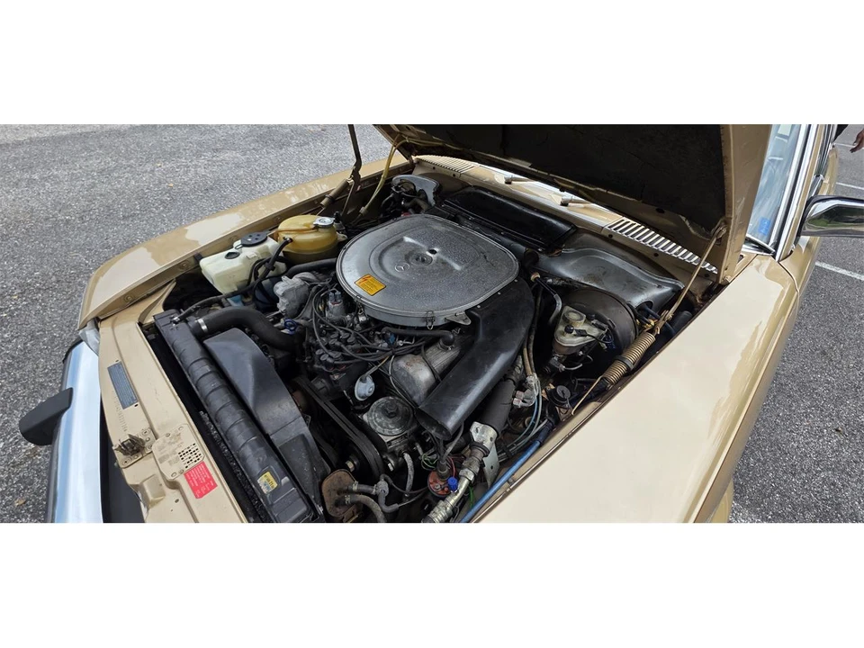 1985 Mercedes-Benz R107 SL-Class - Image 28 of 31