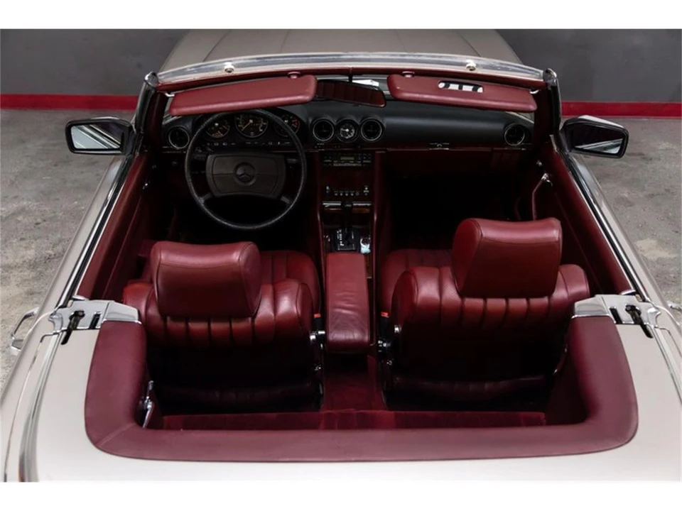 1985 Mercedes-Benz R107 SL-Class - Image 16 of 31