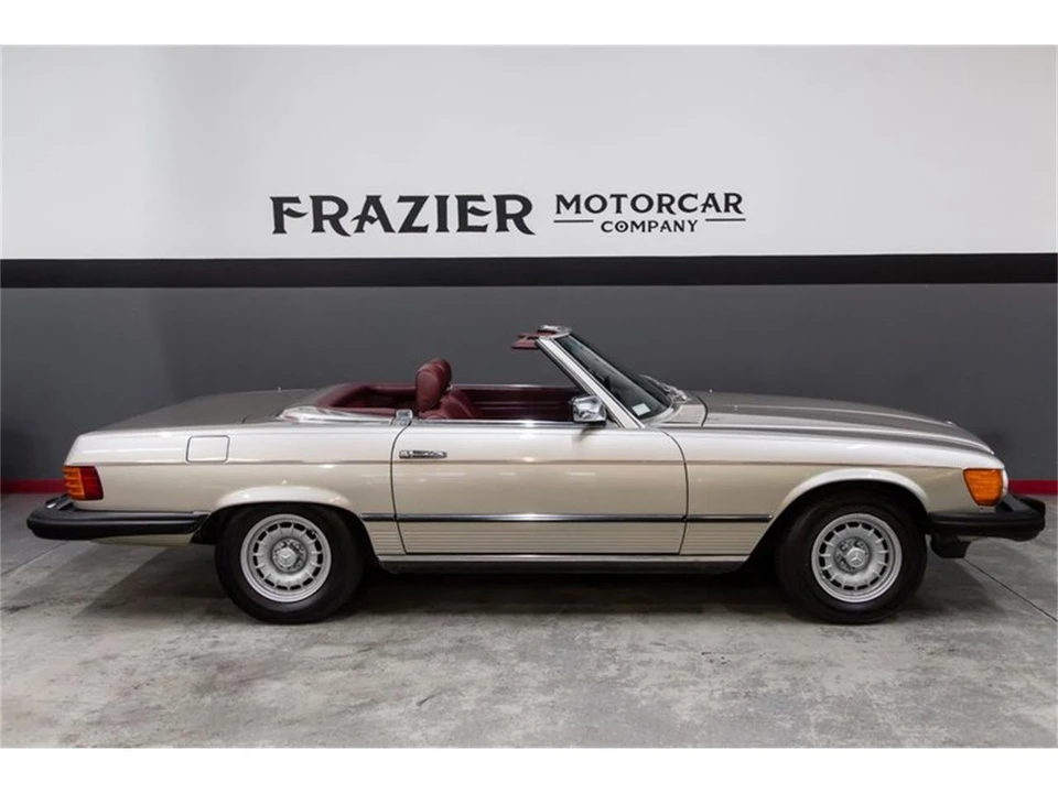 1985 Mercedes-Benz R107 SL-Class - Image 7 of 31