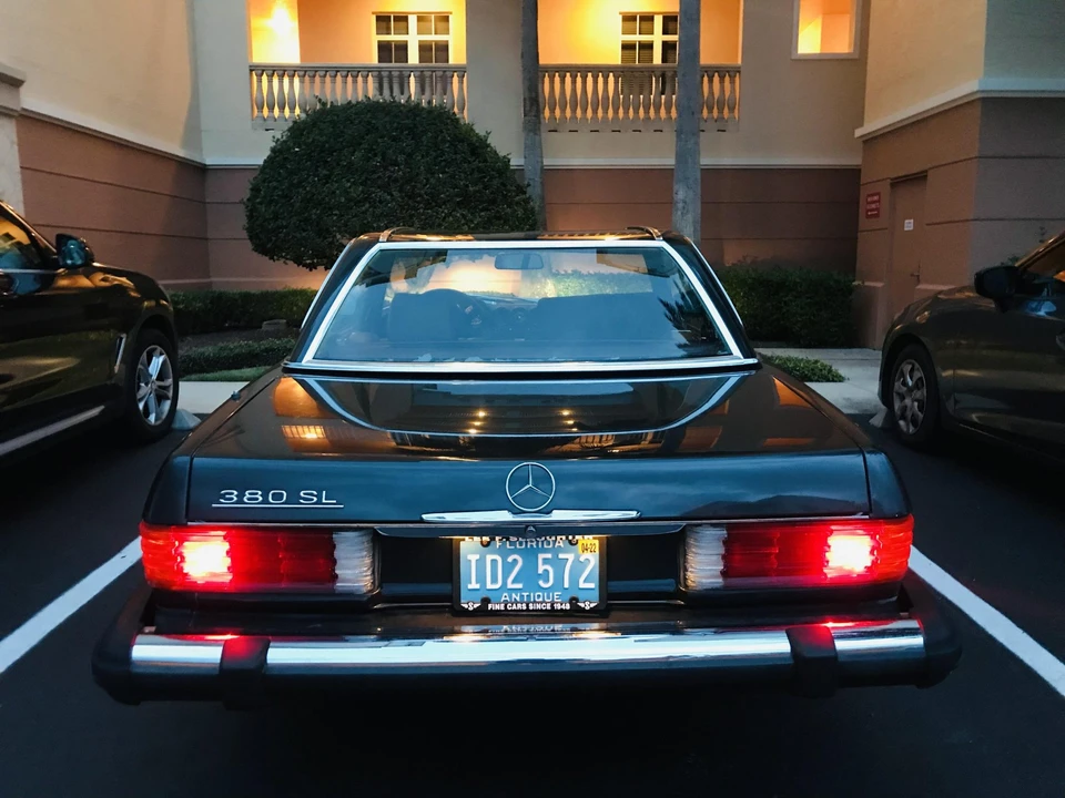 1985 Mercedes-Benz R107 SL-Class - Image 19 of 31