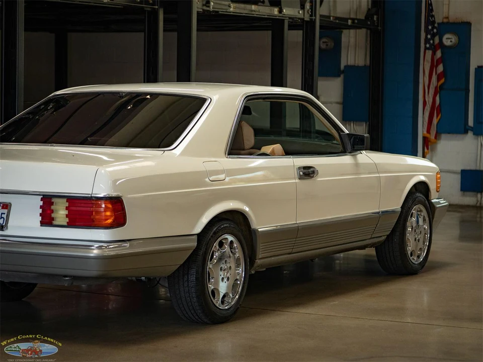 1985 Mercedes-Benz W126 S-Class Sedan - Image 26 of 31