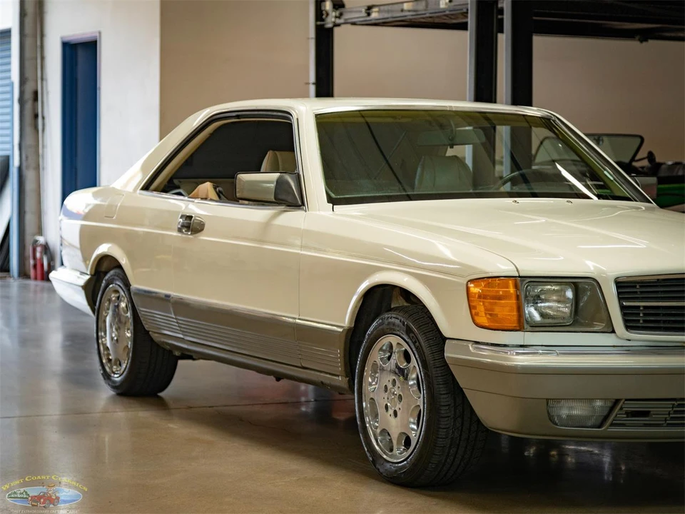 1985 Mercedes-Benz W126 S-Class Sedan - Image 11 of 31