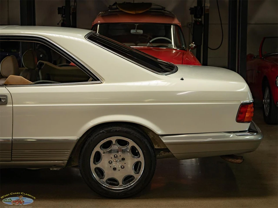 1985 Mercedes-Benz W126 S-Class Sedan - Image 7 of 31