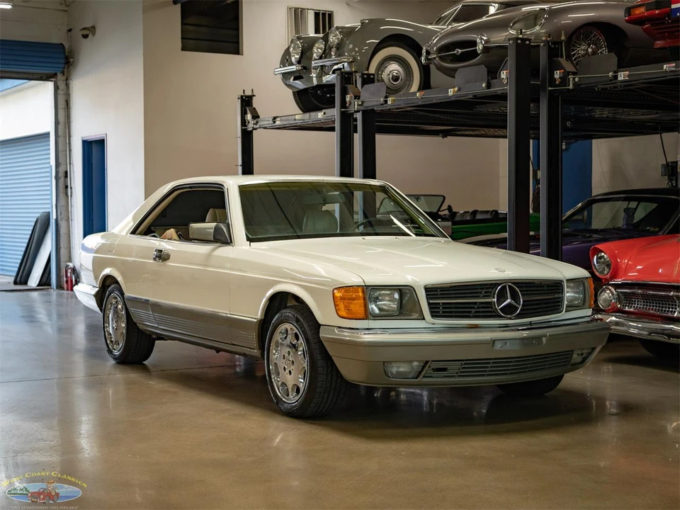 1985 Mercedes-Benz W126 S-Class Sedan - Image 10 of 31