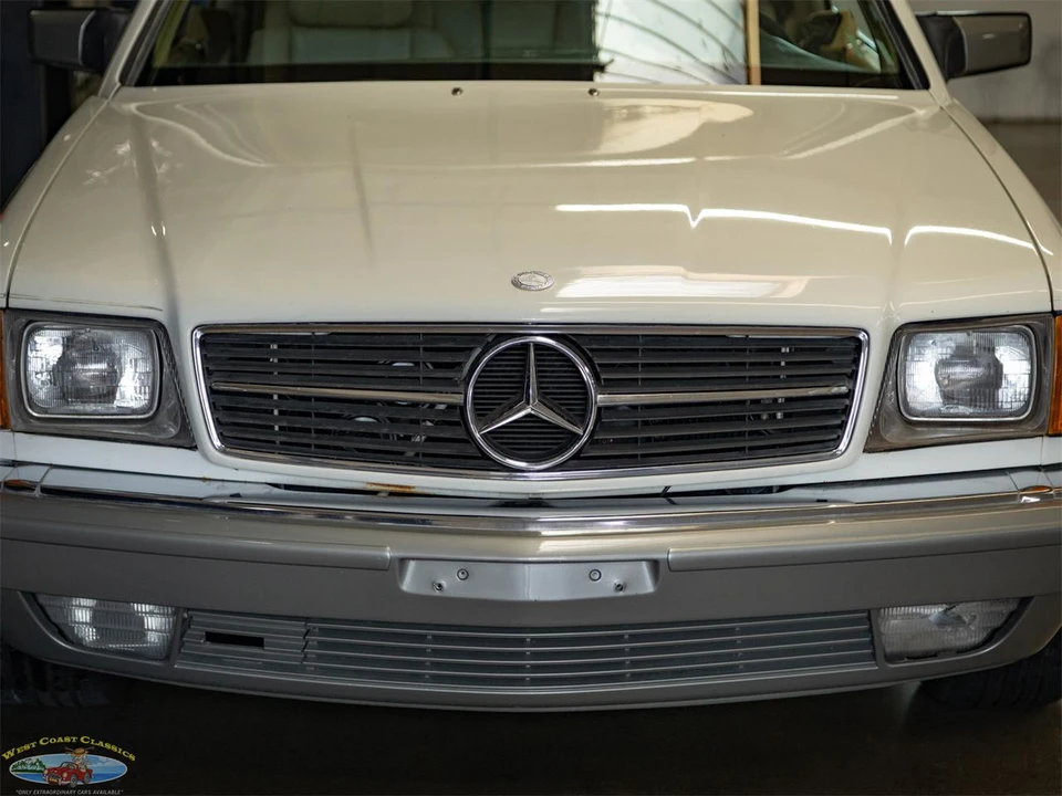 1985 Mercedes-Benz W126 S-Class Sedan - Image 15 of 31