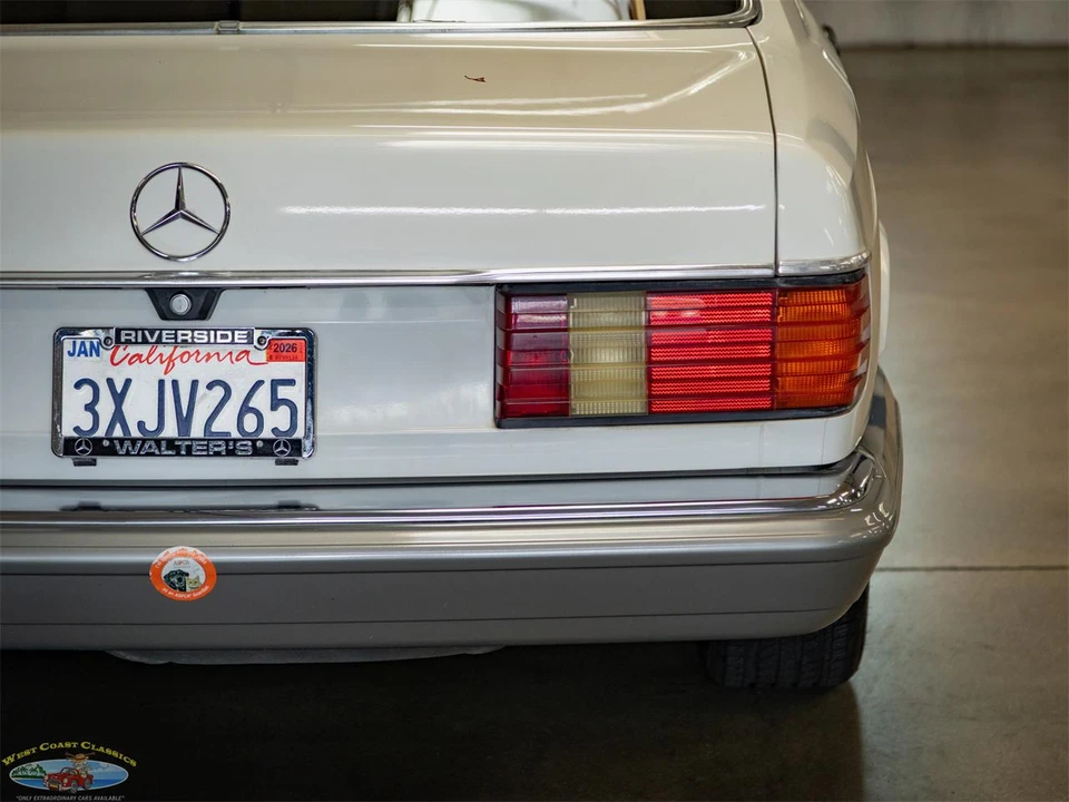 1985 Mercedes-Benz W126 S-Class Sedan - Image 20 of 31