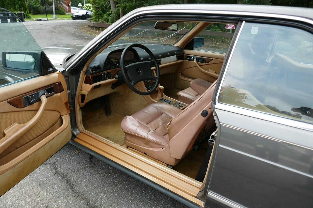 1985 Mercedes-Benz C126 S-Class Coupe - Image 13 of 31