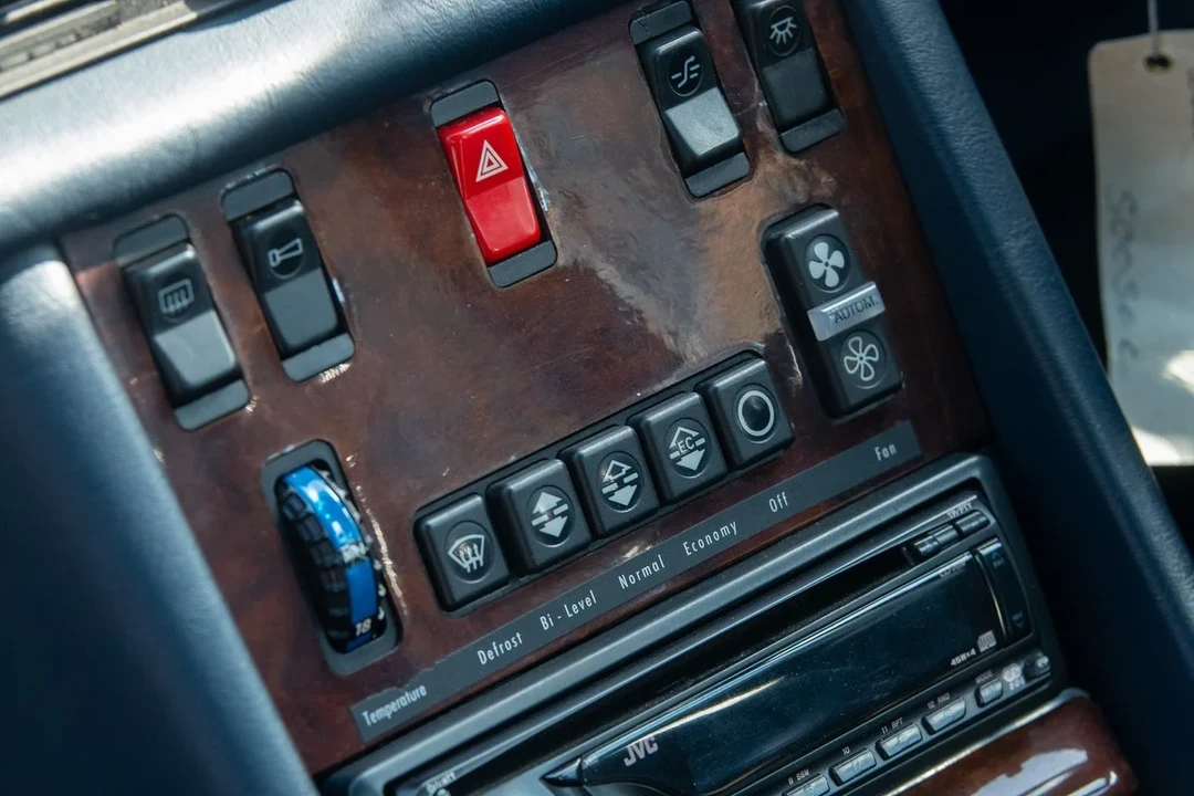 1985 Mercedes-Benz C126 S-Class Coupe - Image 14 of 30
