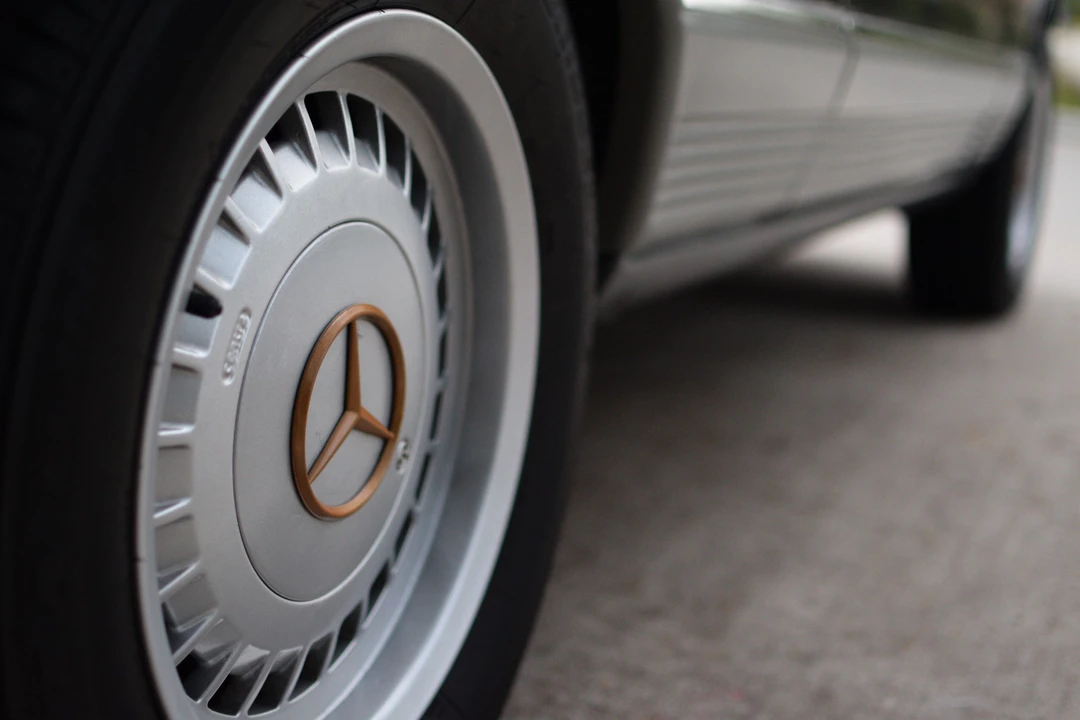 1985 Mercedes-Benz C126 S-Class Coupe - Image 14 of 31