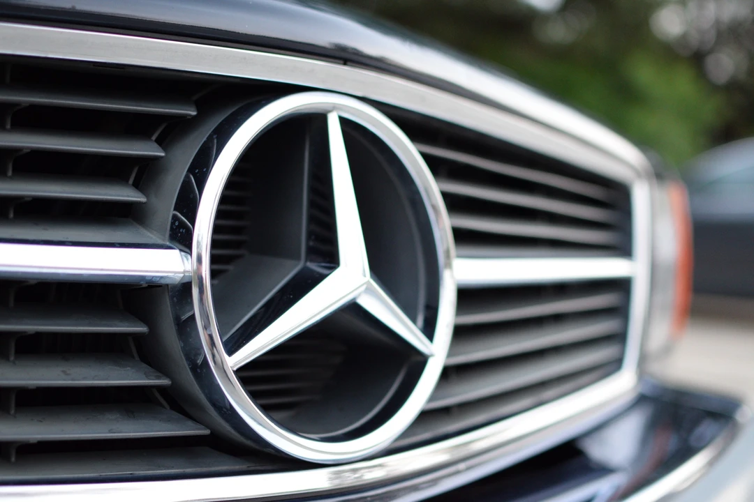 1985 Mercedes-Benz C126 S-Class Coupe - Image 11 of 31