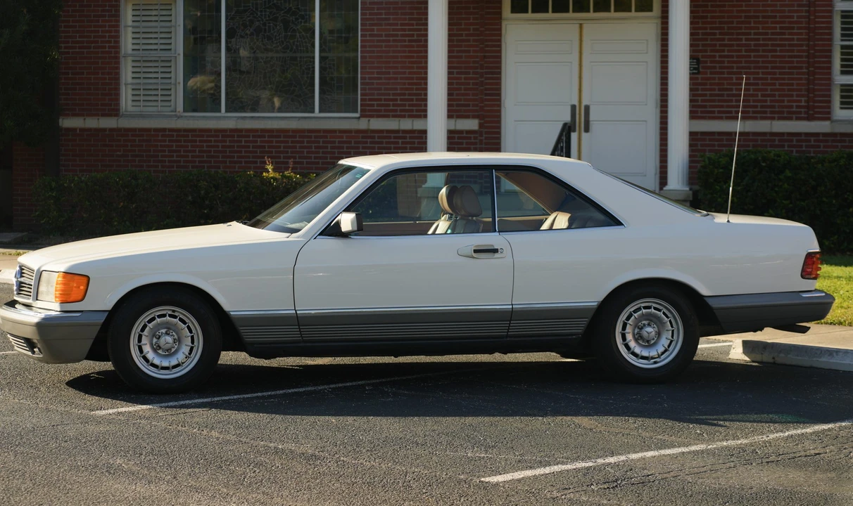 1985 Mercedes-Benz C126 S-Class Coupe - Image 13 of 31